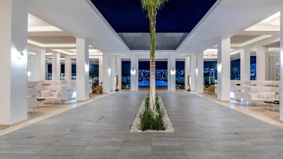 145-4-218.jpg 145 4 218